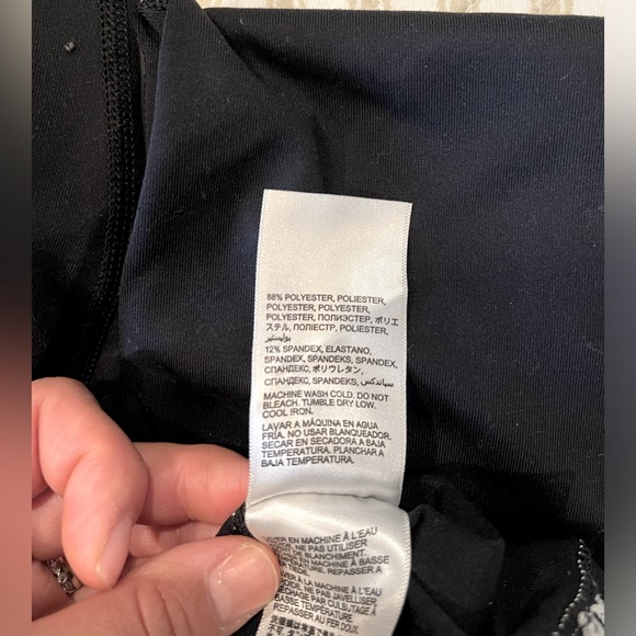 Bebe sport work out leggings with white details size XS - Picture 7 of 7